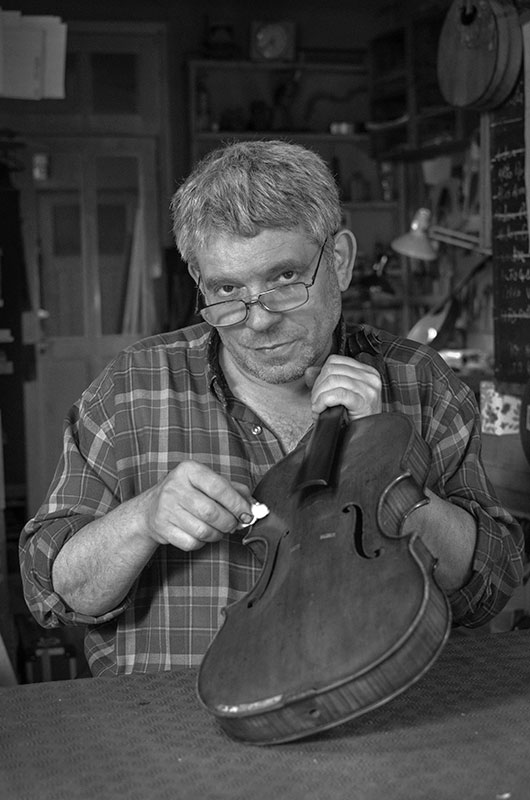Bruno DREUX, luthier